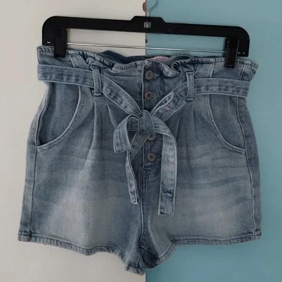 SO Paperbag Waist High Rise Vintage Mom Shorts - Picture 7 of 11